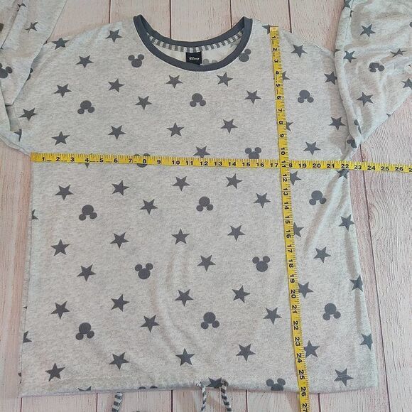 Disney Stars & Mickey cozy grey round neck pajama top sz L - Picture 8 of 9